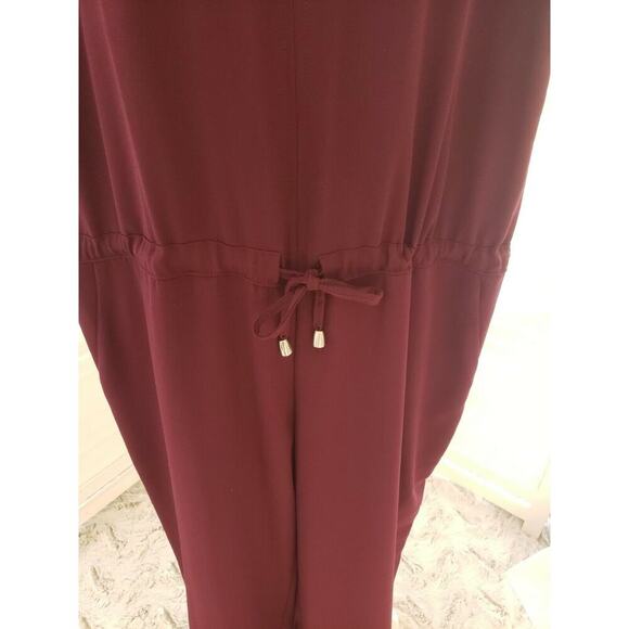 BISCOTE BURGANDY TIE FRONT JUMPER SIZE MED - Picture 6 of 7